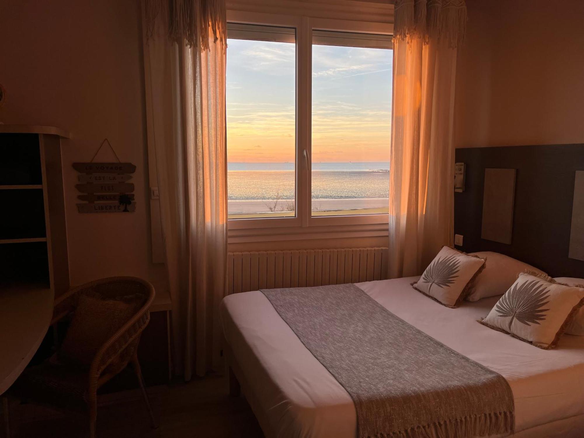 Acadie Saint Victor - Hotel Restaurant - Face Mer - Chatelaillon Plage Luaran gambar